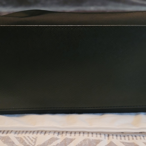 2 for 1 Kate Spade Crossbodies - Picture 5 of 16